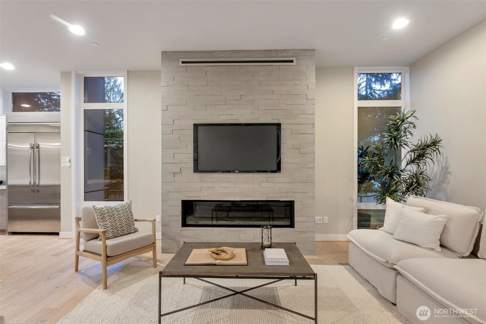 3208 89th Place Southeast Mercer Island, WA 98040 - Photo 10 of 39