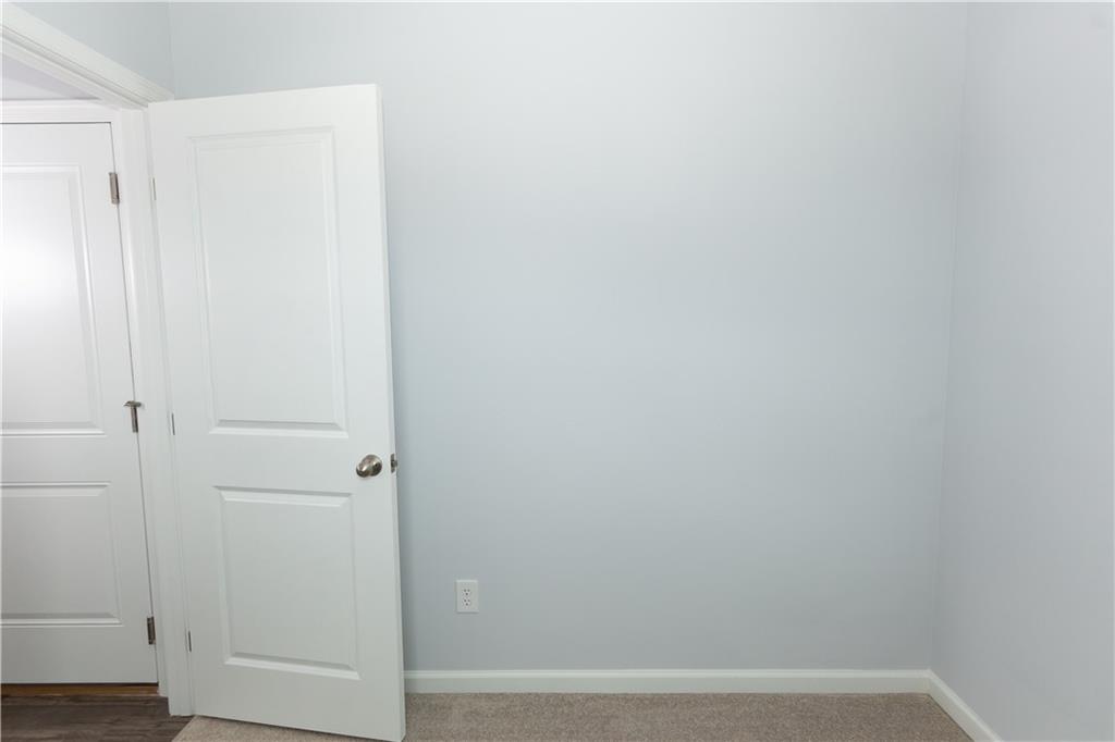 2823 Pointe Bay Road Indianapolis, IN 46229 - Photo 13 of 28