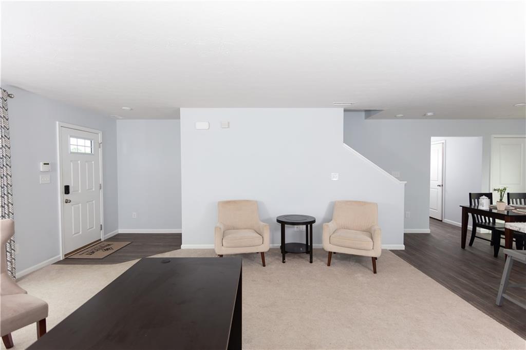 2823 Pointe Bay Road Indianapolis, IN 46229 - Photo 4 of 28