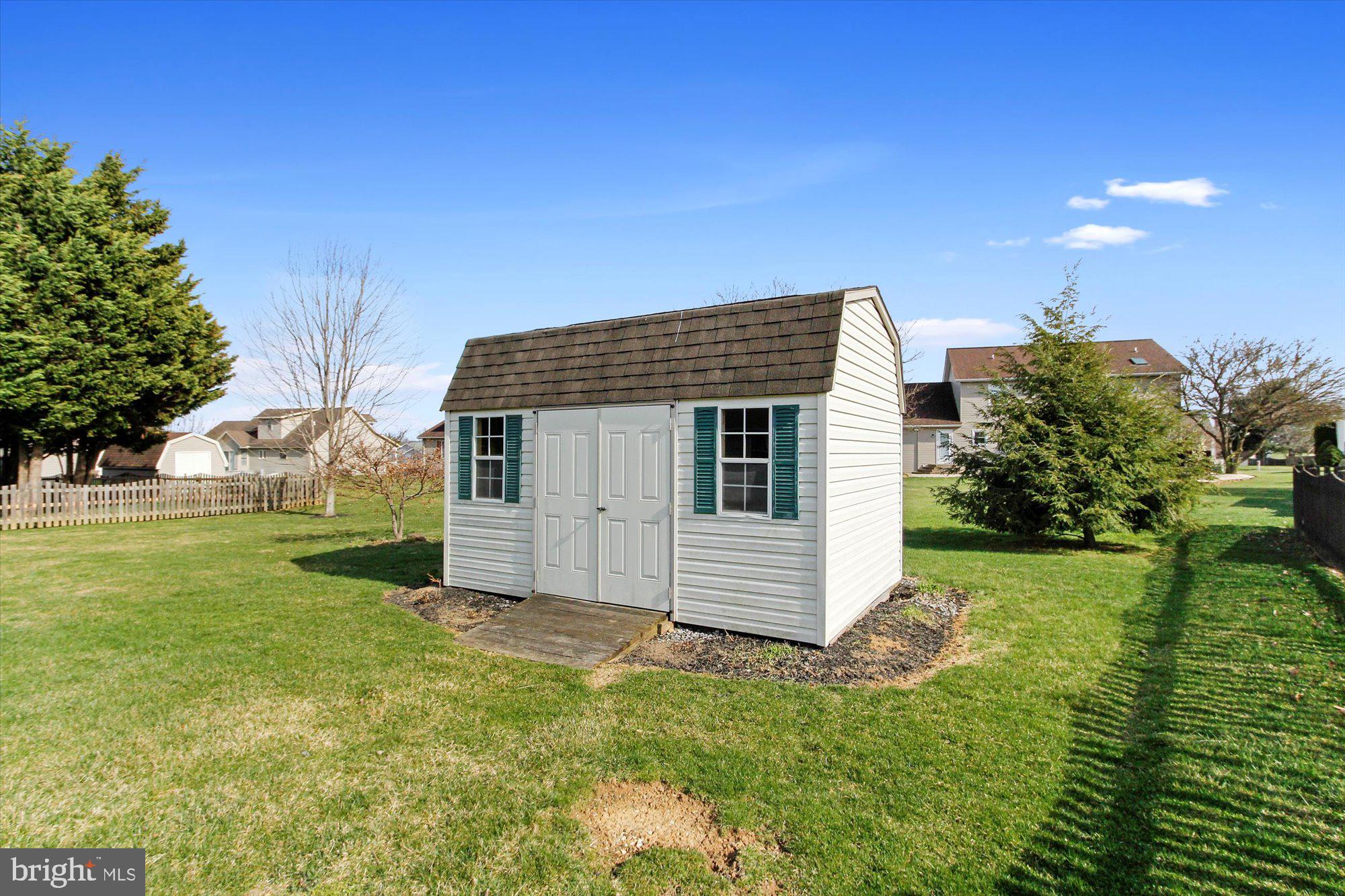 106 Comanche Trail Hanover, PA 17331 - Photo 28 of 29 Gallery Image 28
