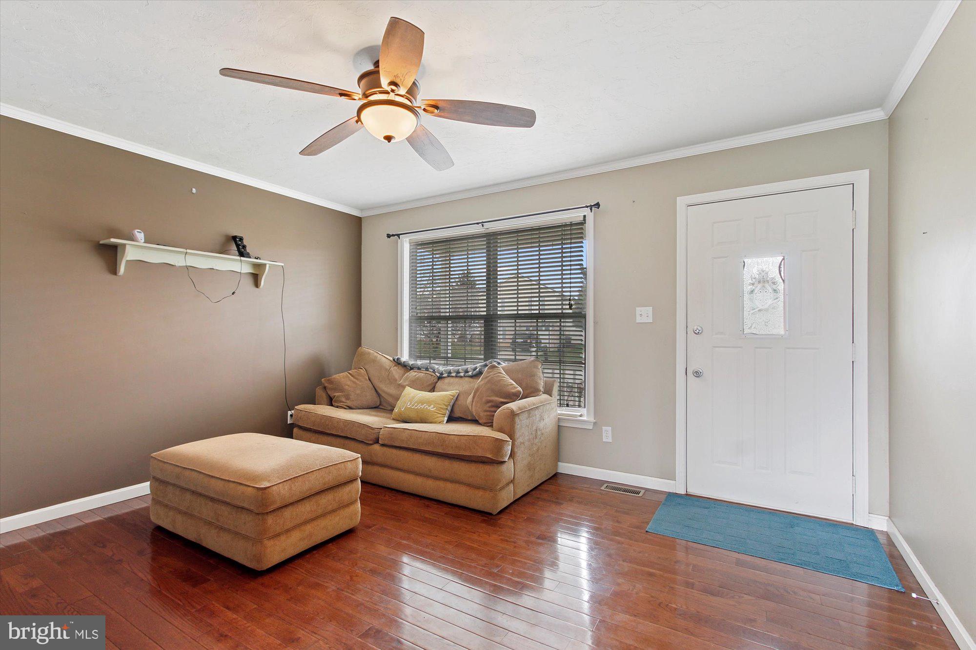 106 Comanche Trail Hanover, PA 17331 - Photo 4 of 29 Gallery Image 4