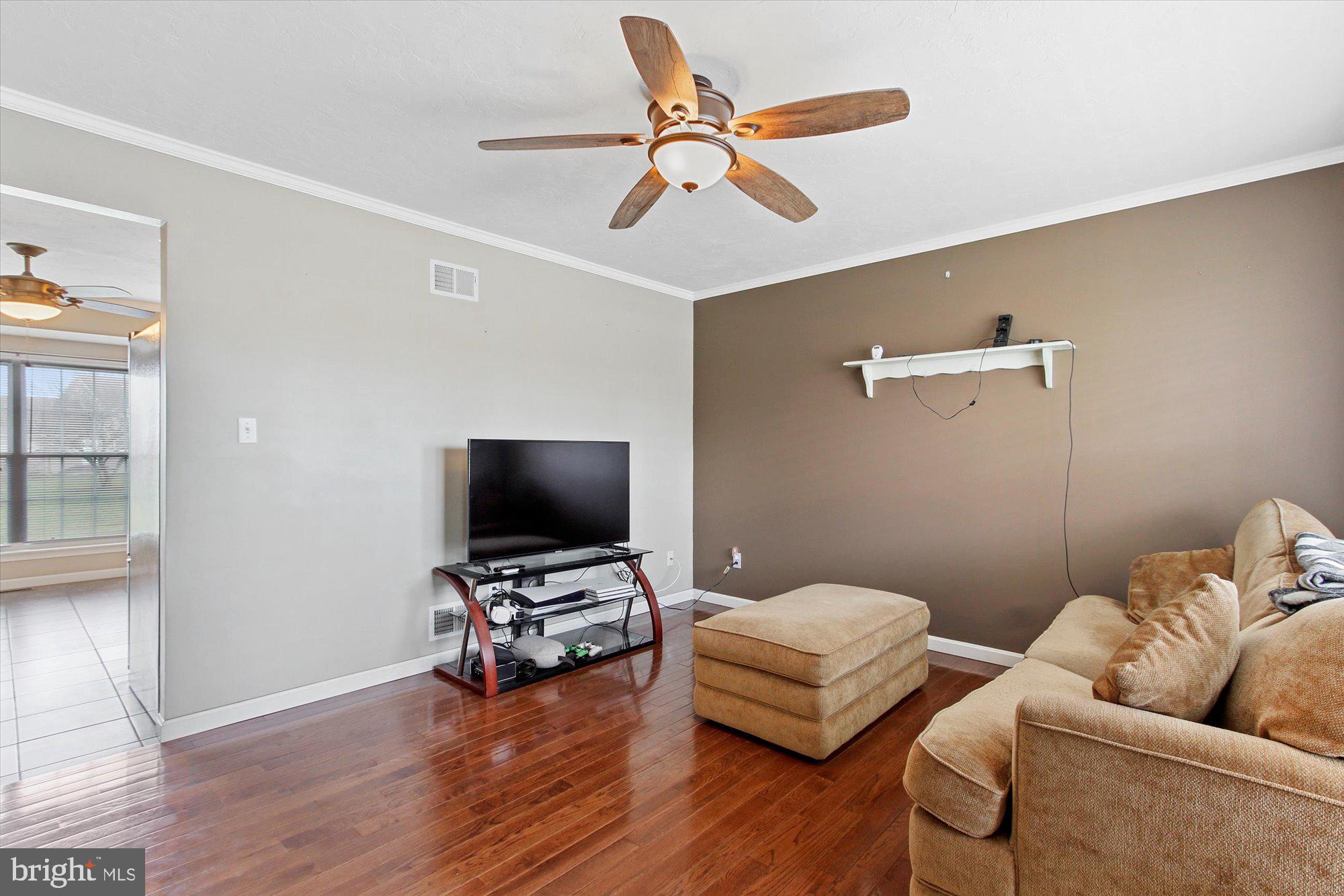 106 Comanche Trail Hanover, PA 17331 - Photo 5 of 29 Gallery Image 5