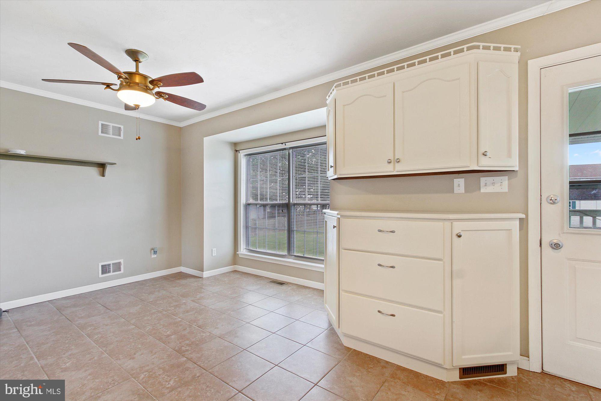 106 Comanche Trail Hanover, PA 17331 - Photo 9 of 29 Gallery Image 9