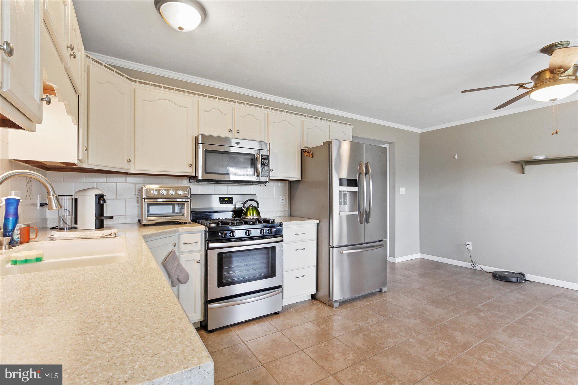 106 Comanche Trail Hanover, PA 17331 - Photo 10 of 29 Gallery Image 10