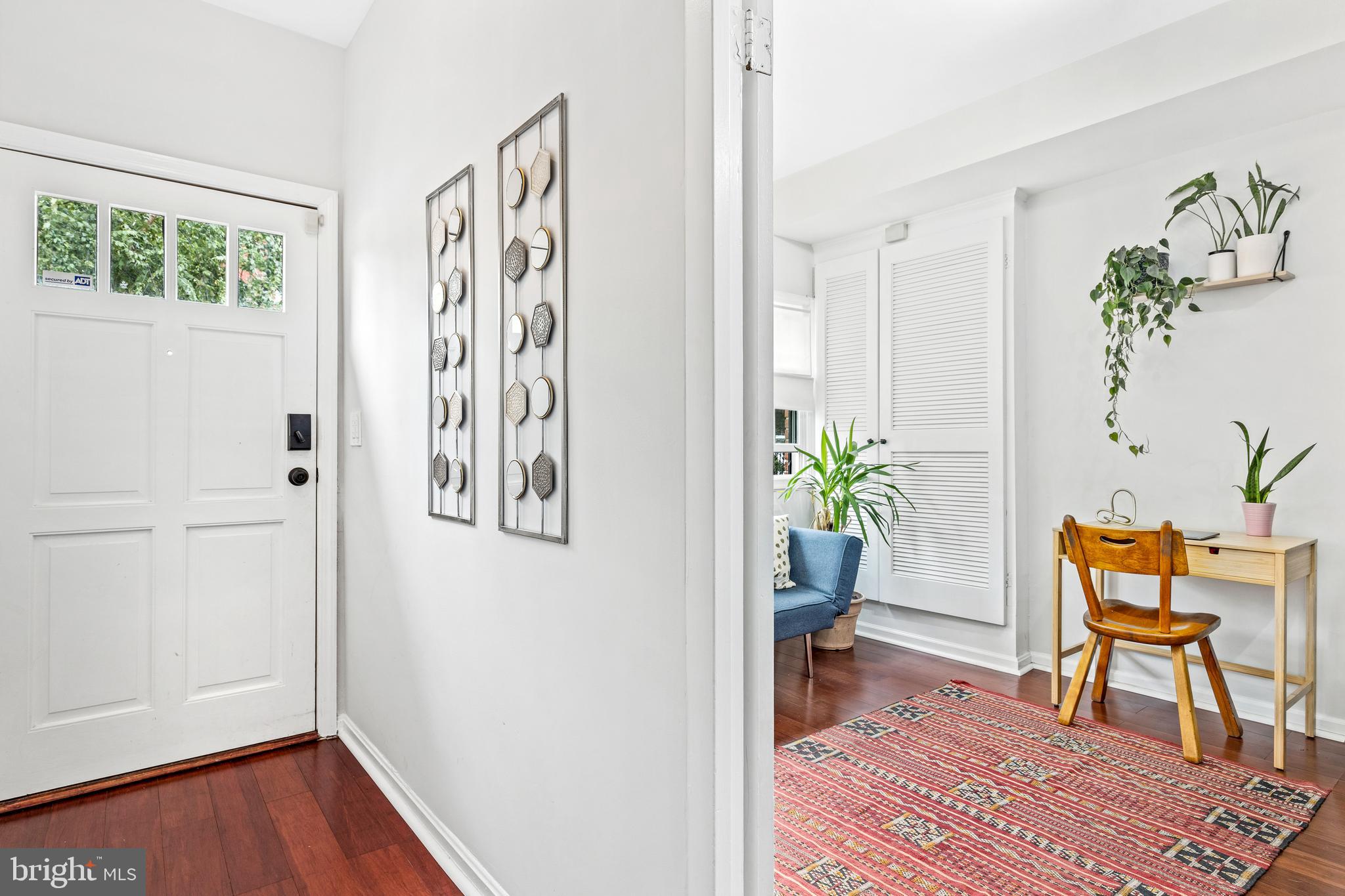 550 7th Street Southeast Washington, DC 20003 - Photo 4 of 47 Gallery Image 4