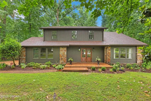 $414,900 | 124 Moorewood Drive, Jackson, TN 38305