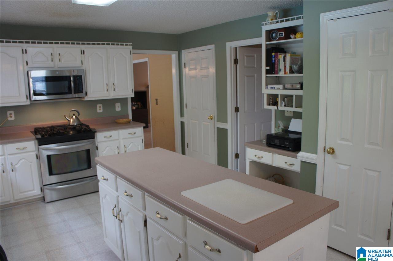 1243 Stillwater Road Anniston, AL 36207 - Photo 2 of 36