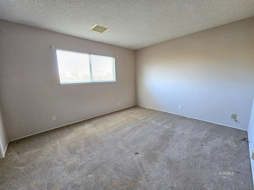 1028 South Yorktown Street Ridgecrest, CA 93555 - Photo 11 of 33 Gallery Image 11