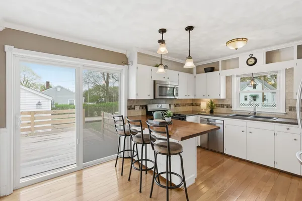 $234,900 | 536 West Palace Row, Geneseo, IL 61254