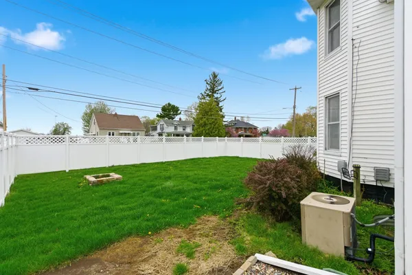 $234,900 | 536 West Palace Row, Geneseo, IL 61254