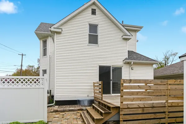 $234,900 | 536 West Palace Row, Geneseo, IL 61254