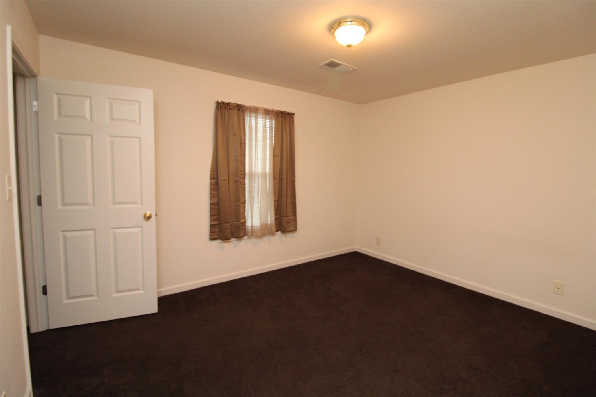 512 Peachers Ridge Road, Unit 2B Clarksville, TN 37042 - Photo 6 of 7