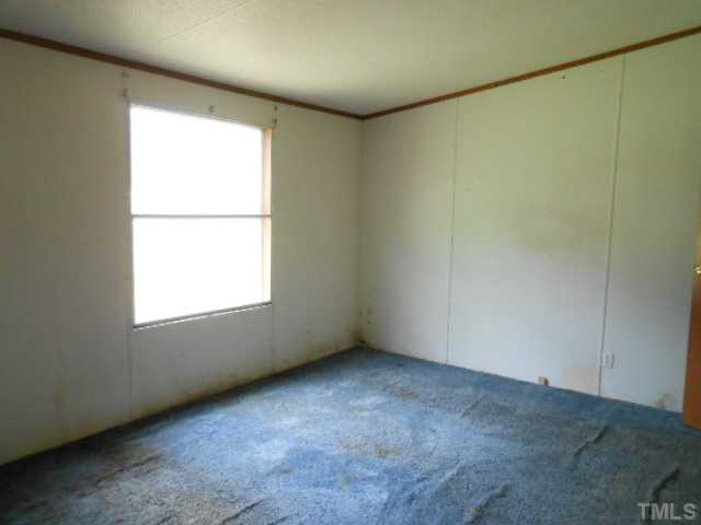 757 Foster Road Henderson, NC 27537 - Photo 5 of 7