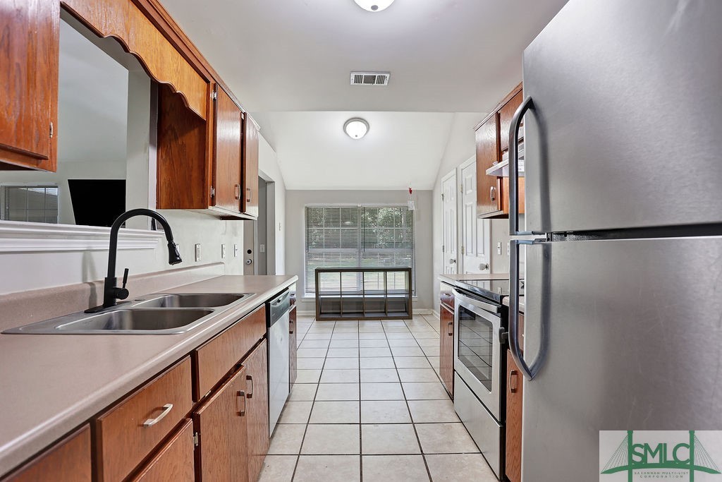 104 Sandy Woods Drive Rincon, GA 31326 - Photo 17 of 46