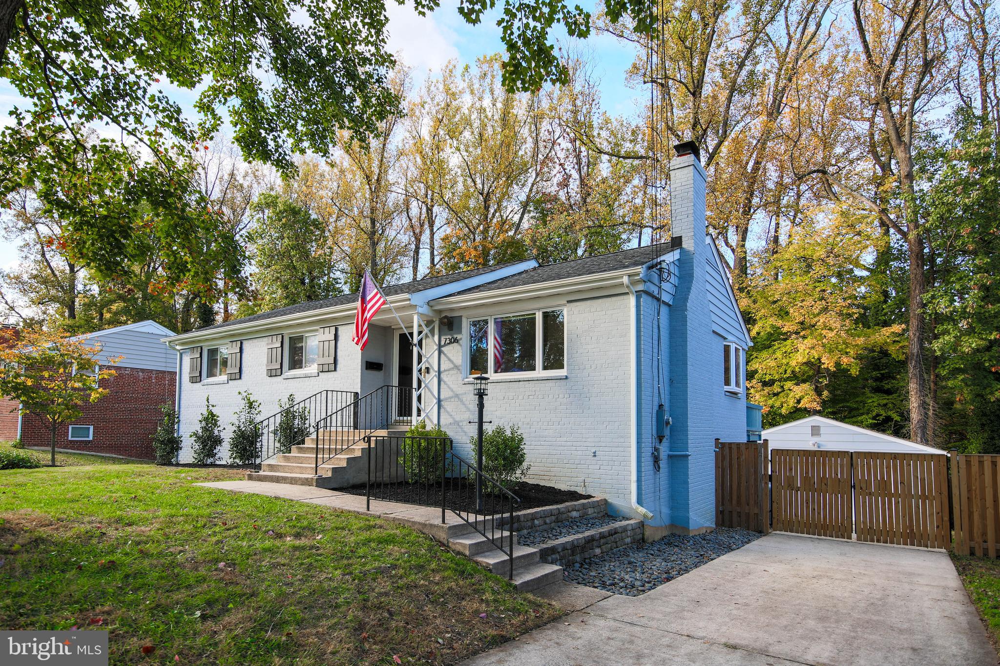 7306 Jervis Street Springfield, VA 22151 - Photo 3 of 64