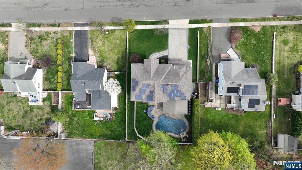 106 Arnot Place Paramus, NJ 07652 - Photo 45 of 48 an aerial view of multiple house
