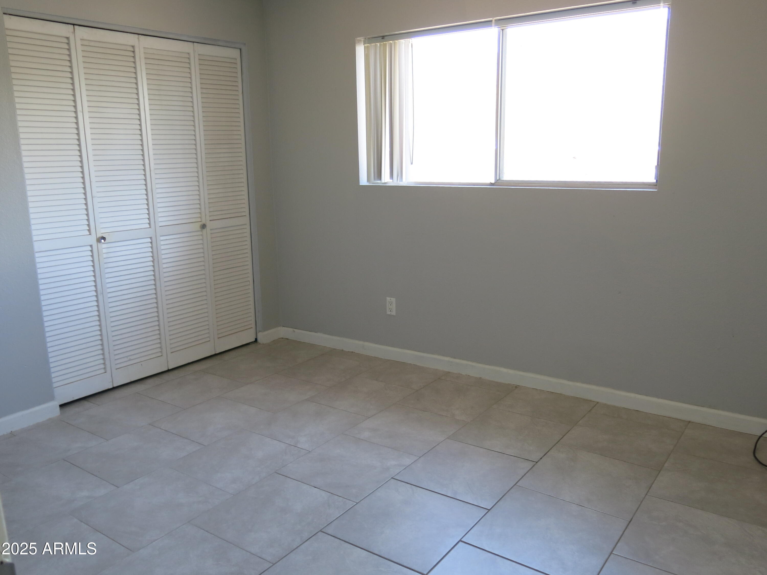 1130 East Butler Drive, Unit B4 Phoenix, AZ 85020 - Photo 23 of 33 Guest Bedroom