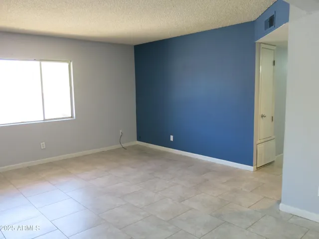 $150,000 | 1130 East Butler Drive, Unit B4, Phoenix, AZ 85020