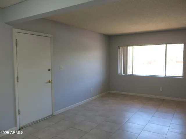 $150,000 | 1130 East Butler Drive, Unit B4, Phoenix, AZ 85020