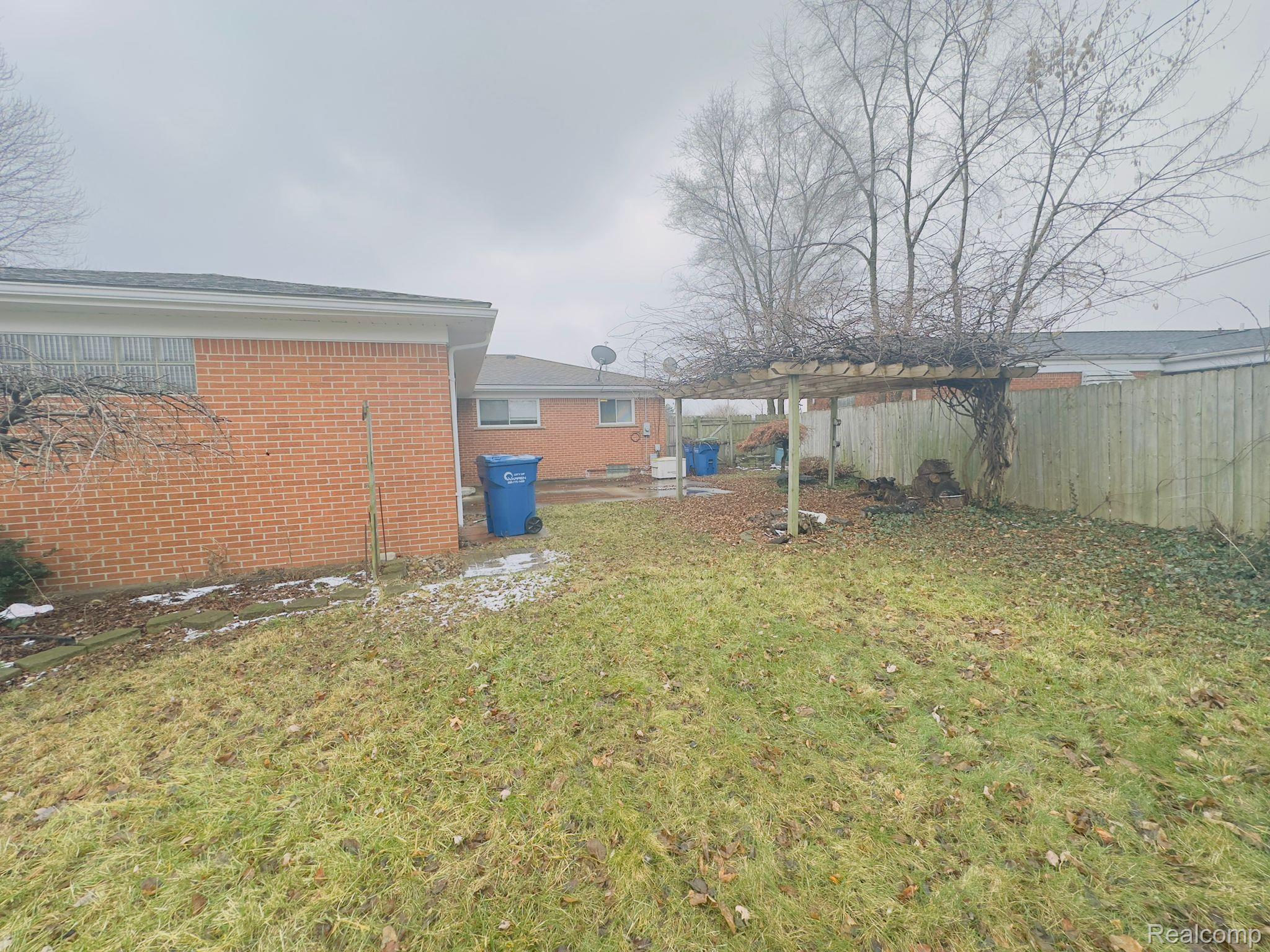 11463 East 11 Mile Road Warren, MI 48093 - Photo 31 of 32 Gallery Image 31