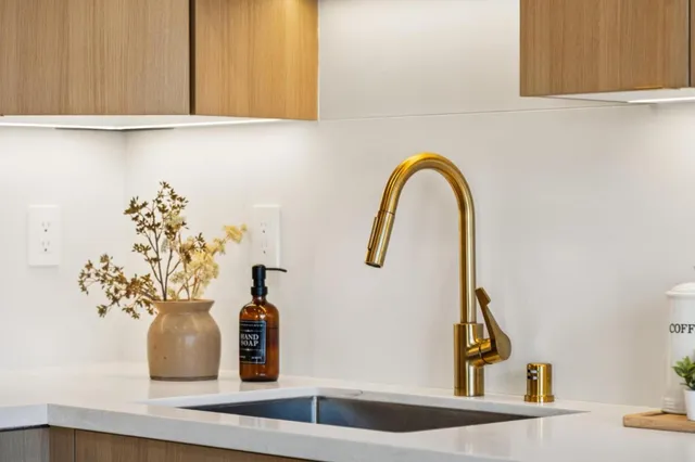 $1,099,950 | 2629 San Jose Avenue, San Francisco, CA 94112