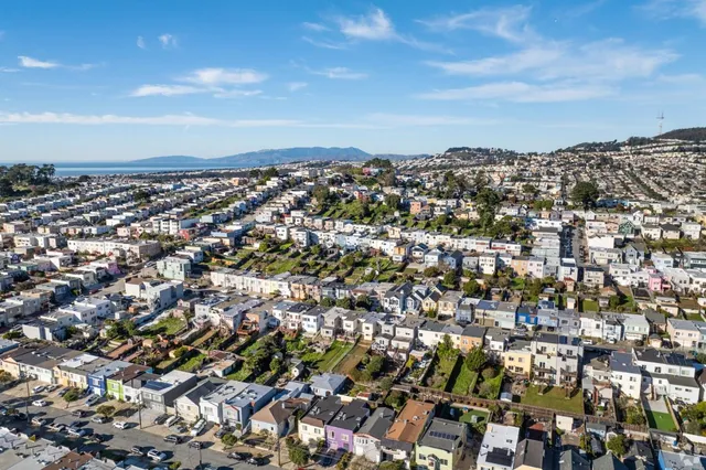 $1,099,950 | 2629 San Jose Avenue, San Francisco, CA 94112