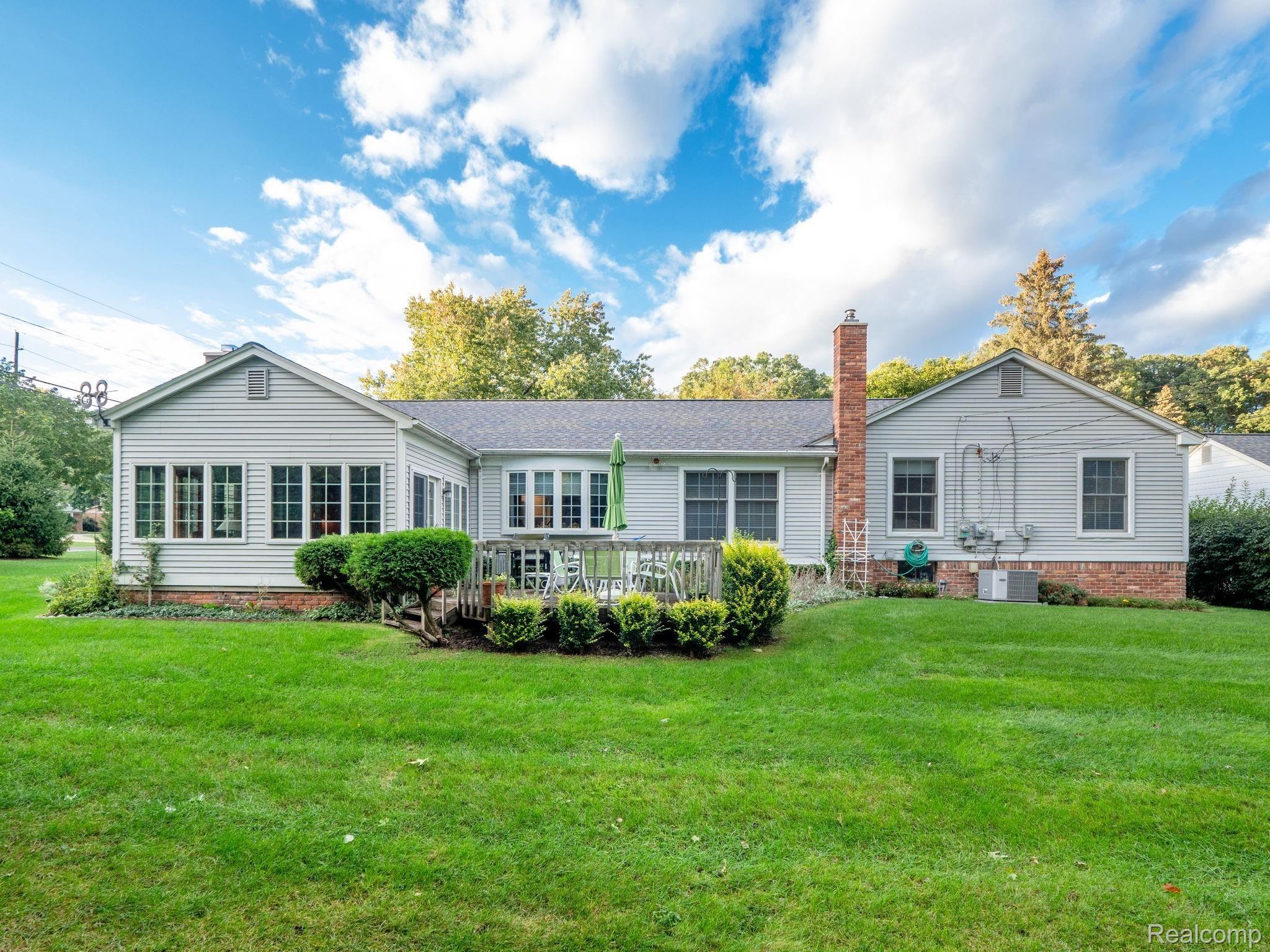 504 Campus Road Rochester, MI 48309 - Photo 25 of 25 10-web-or-mls-P1911411.jpg