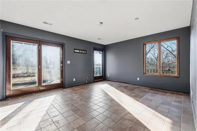 $395,000 | 5725 Malcolm Lake Road, Edgerton, MO 64444