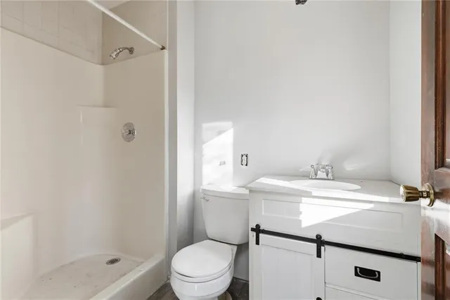 $395,000 | 5725 Malcolm Lake Road, Edgerton, MO 64444