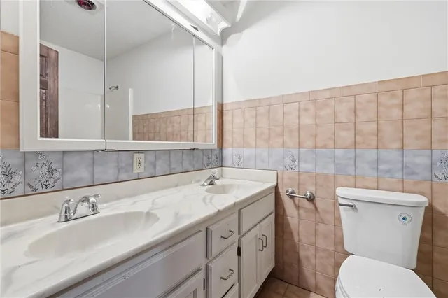 $395,000 | 5725 Malcolm Lake Road, Edgerton, MO 64444