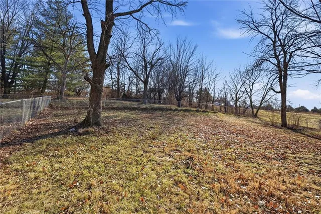 $395,000 | 5725 Malcolm Lake Road, Edgerton, MO 64444