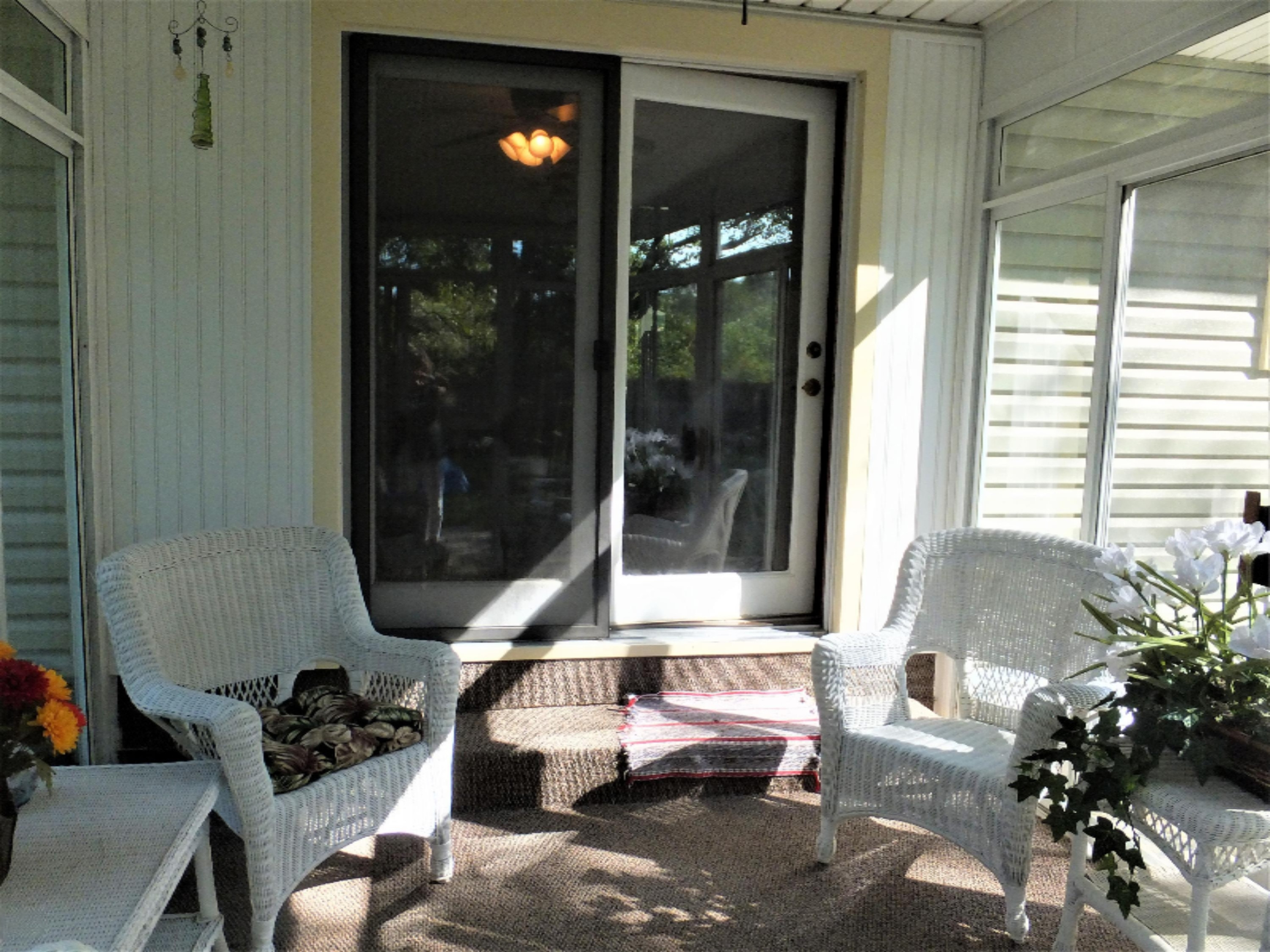 3386 Riverside Road Benton Harbor, MI 49022 - Photo 31 of 45 3 Season Sun Room