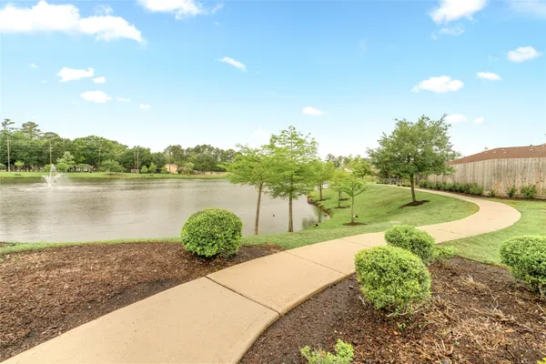 $325,000 | 18546 Melissa Springs Drive, Tomball, TX 77375