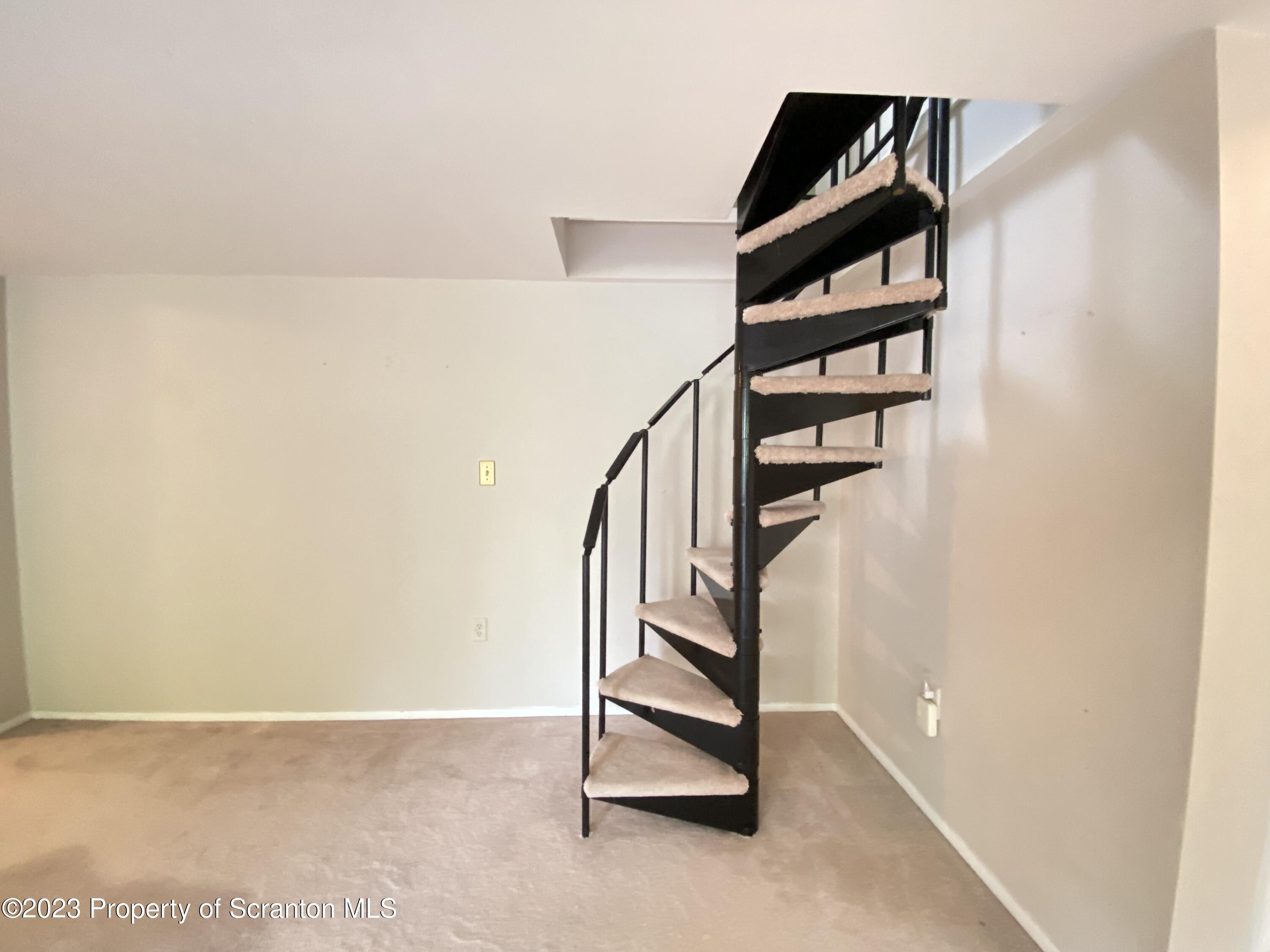 1112 Summit Pointe Scranton, PA 18508 - Photo 12 of 29 a view of entryway