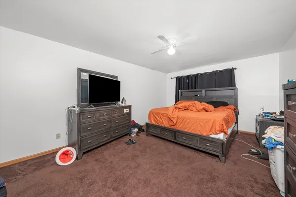 $235,000 | 4343 West Emerald Way Street, Alsip, IL 60803