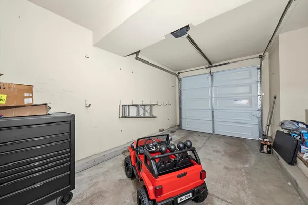$235,000 | 4343 West Emerald Way Street, Alsip, IL 60803