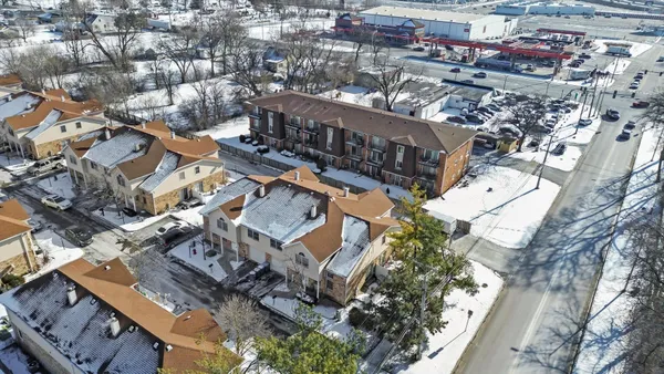 $235,000 | 4343 West Emerald Way Street, Alsip, IL 60803