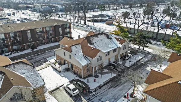 $235,000 | 4343 West Emerald Way Street, Alsip, IL 60803