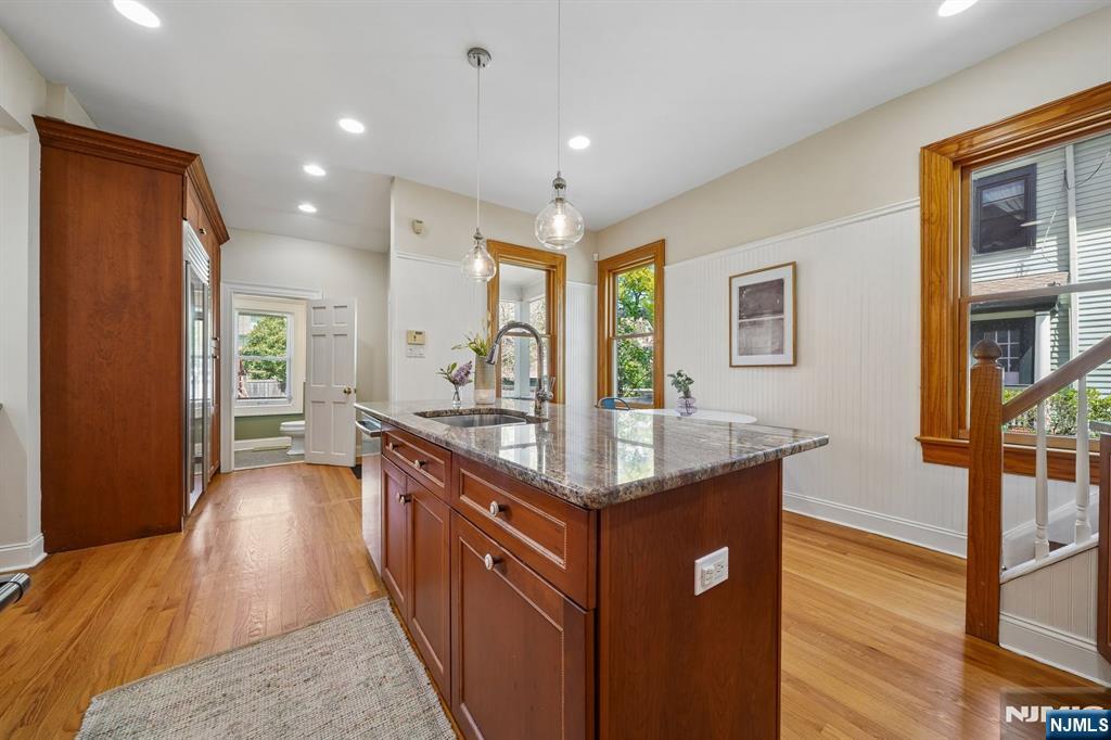 215 Inwood Avenue Montclair, NJ 07043 - Photo 21 of 50