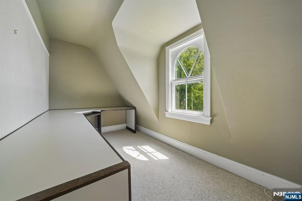 215 Inwood Avenue Montclair, NJ 07043 - Photo 41 of 50
