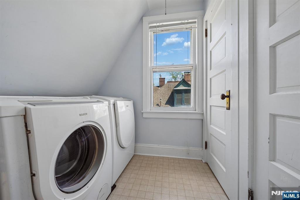215 Inwood Avenue Montclair, NJ 07043 - Photo 42 of 50