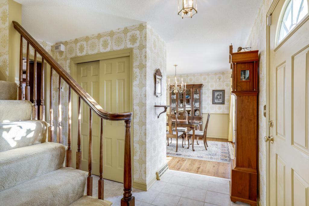 450 Reflection Road Apple Valley, MN 55124 - Photo 3 of 76 Gallery Image 3