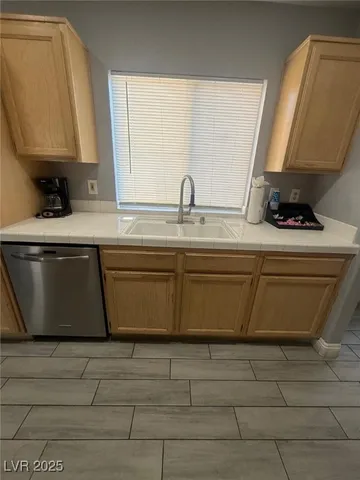 $2,495 | 745 Gullwing Lane, North Las Vegas, NV 89081