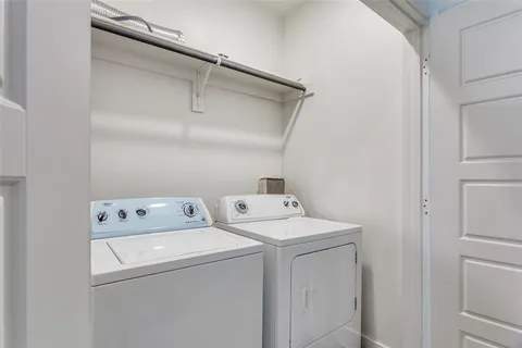 $389,000 | 2812 Addison Park Lane, Fort Worth, TX 76110