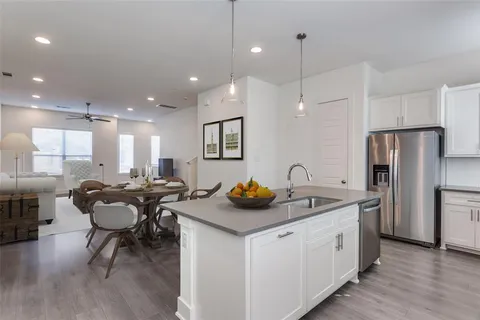 $389,000 | 2812 Addison Park Lane, Fort Worth, TX 76110