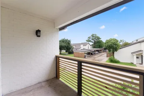 $167,000 | 2330 Lake Street, Lake Charles, LA 70601