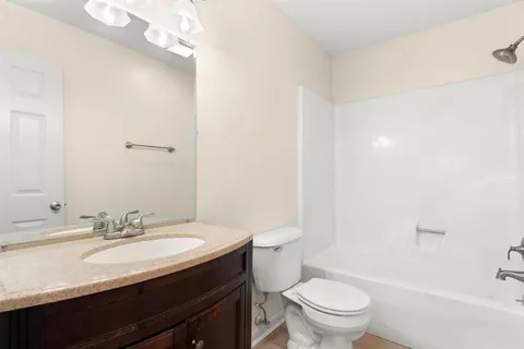 $167,000 | 2330 Lake Street, Lake Charles, LA 70601