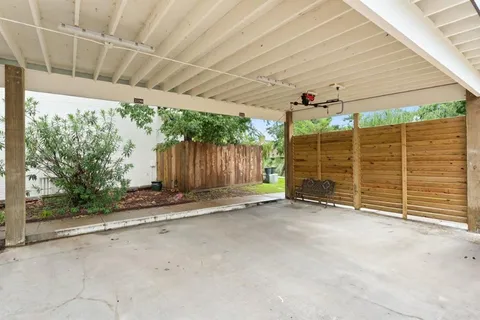 $167,000 | 2330 Lake Street, Lake Charles, LA 70601