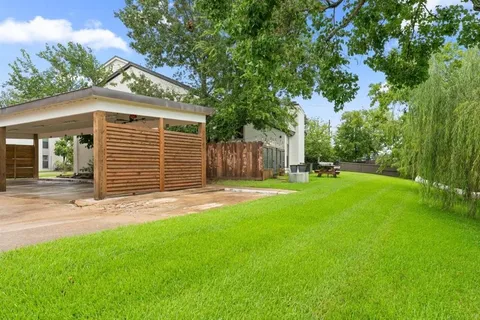 $167,000 | 2330 Lake Street, Lake Charles, LA 70601