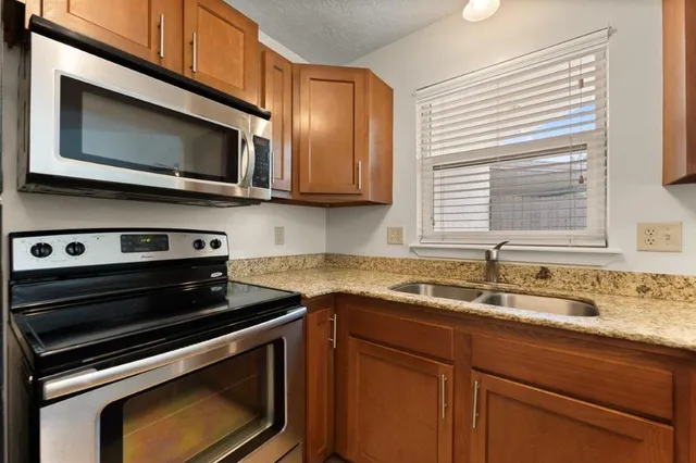 $167,000 | 2330 Lake Street, Lake Charles, LA 70601